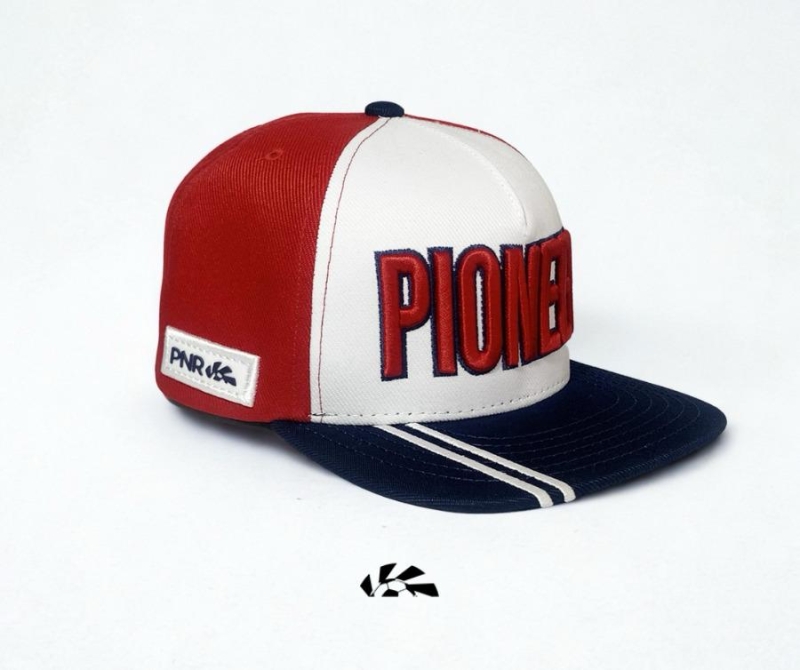 BONÉ PIONEER ABA RETA AZUL, BRANCO E VERMELHO