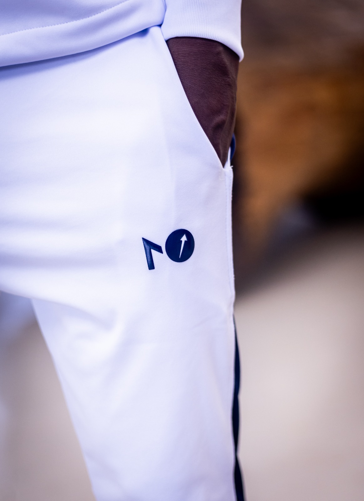 AGASALHO UPPER BRANCO COM VERMELHO - Imagem 4